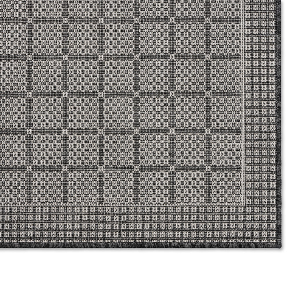 New York Patio Country Luna Contemporary Geometric Indoor/Outdoor Area Rug, Black/Grey, 5'2"X7'2"