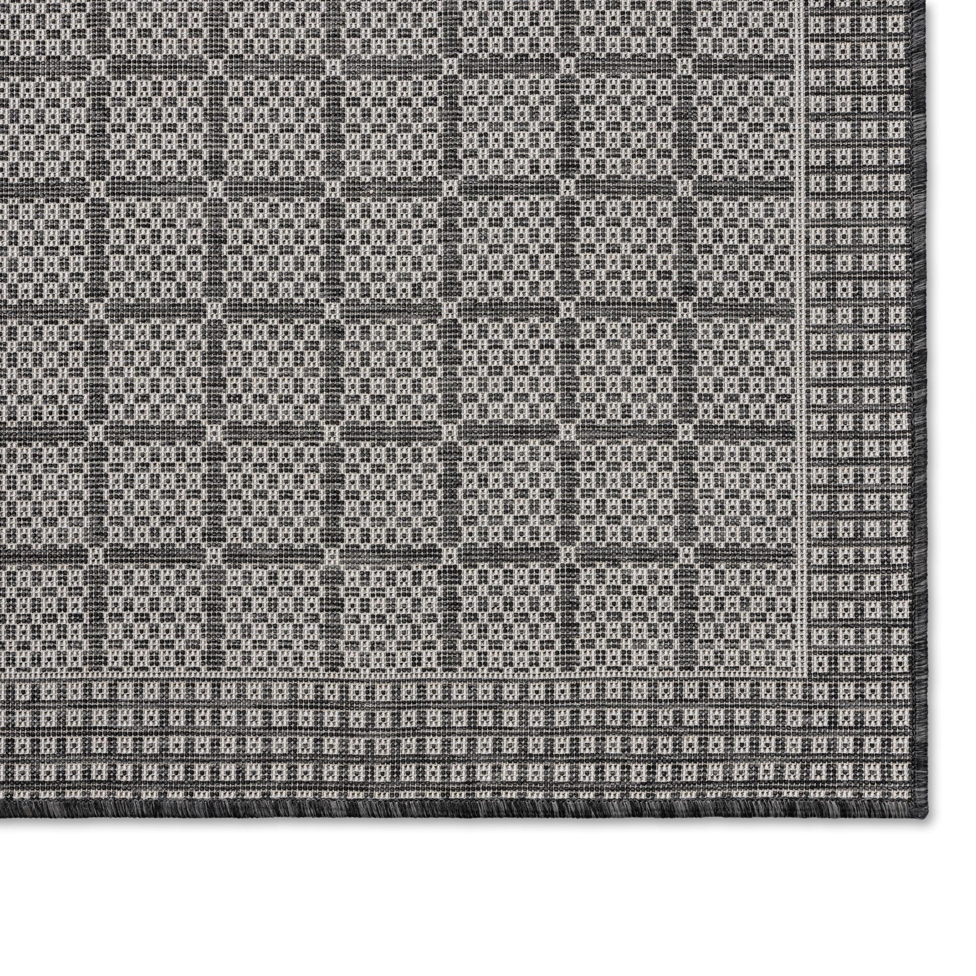 New York Patio Country Luna Contemporary Geometric Indoor/Outdoor Area Rug, Black/Grey, 5'2"X7'2"